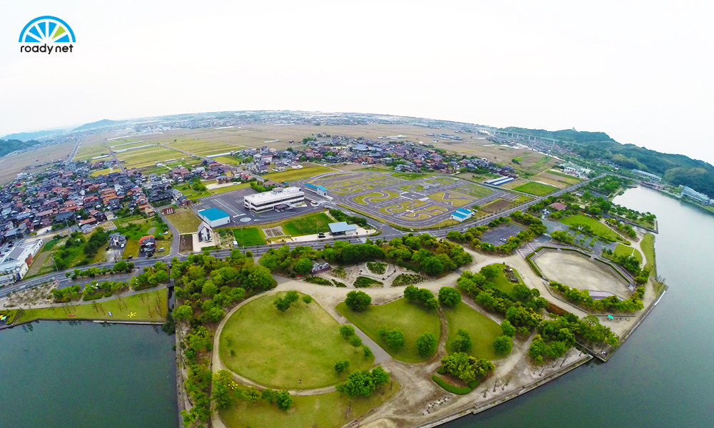 東郷池のほとり